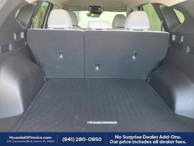 2025 Hyundai TUCSON SE