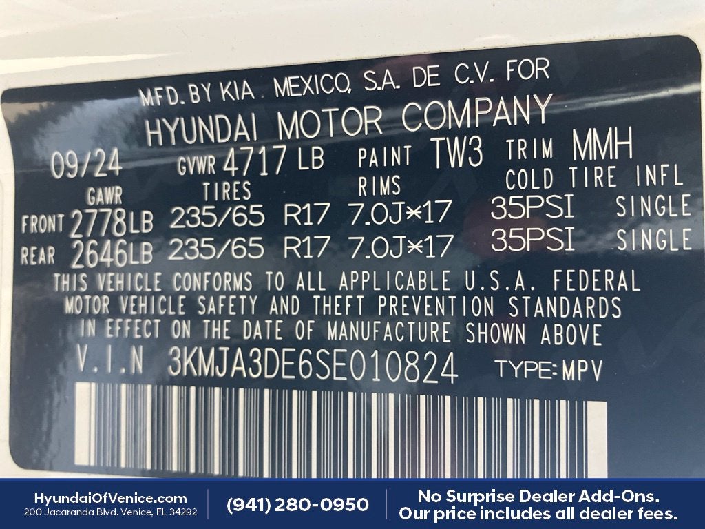 2025 Hyundai TUCSON SE