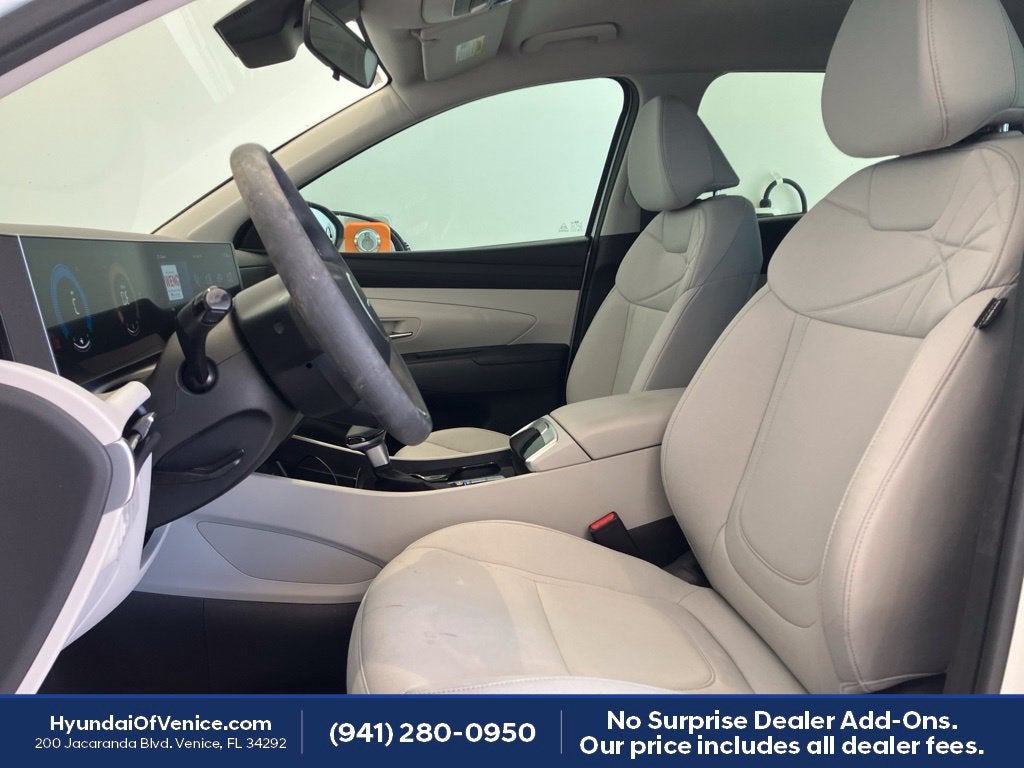 2025 Hyundai TUCSON SE