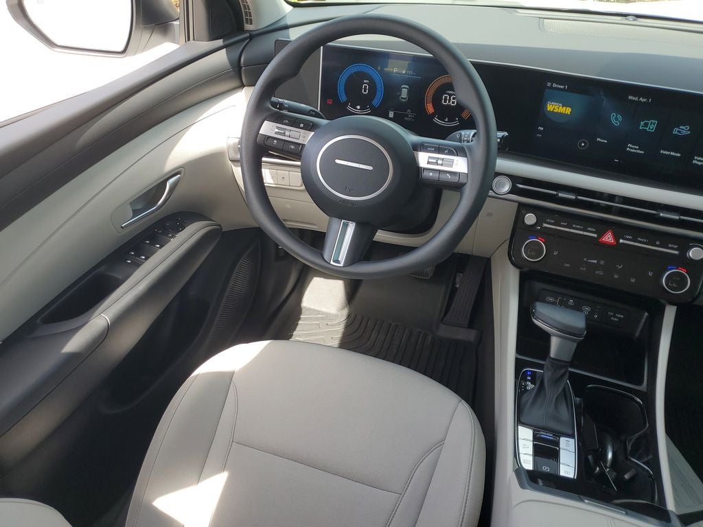 2025 Hyundai TUCSON SEL