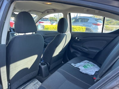 2015 Nissan Versa 1.6 SV