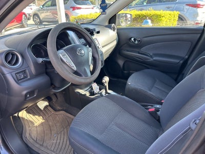 2015 Nissan Versa 1.6 SV