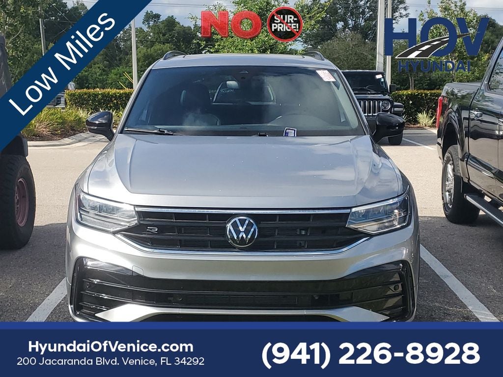2024 Volkswagen Tiguan 2.0T SE R-Line Black