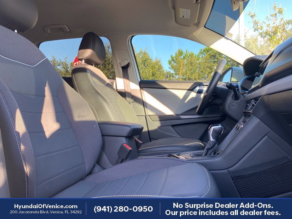 2023 Volkswagen Taos 1.5T SE