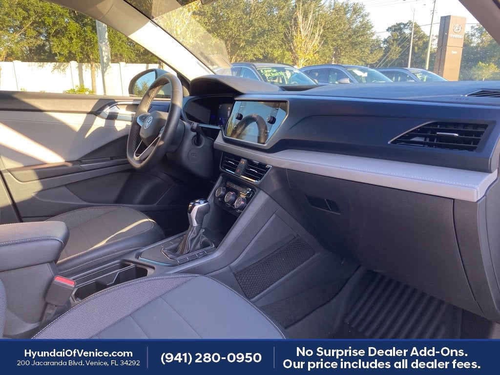 2023 Volkswagen Taos 1.5T SE