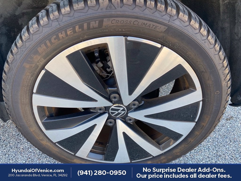 2023 Volkswagen Taos 1.5T SE