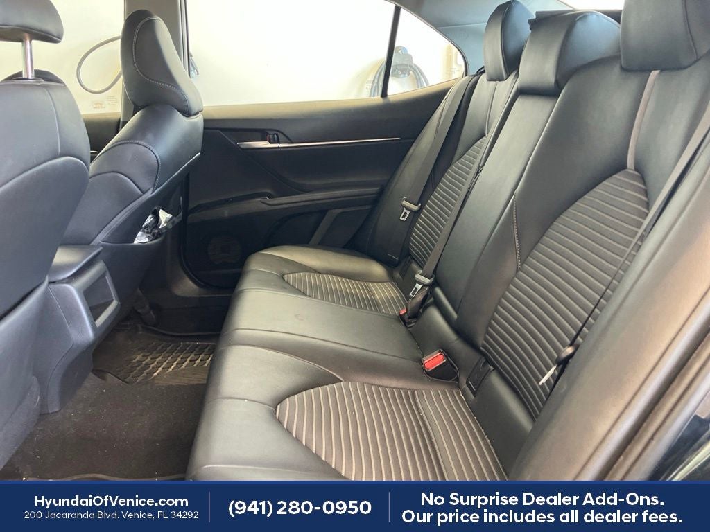 2018 Toyota Camry SE