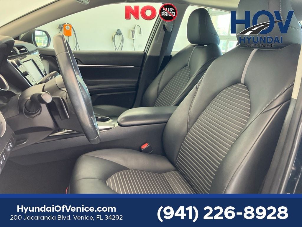 2019 Toyota Camry SE