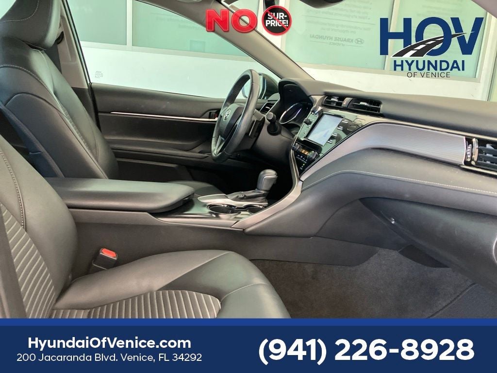 2019 Toyota Camry SE