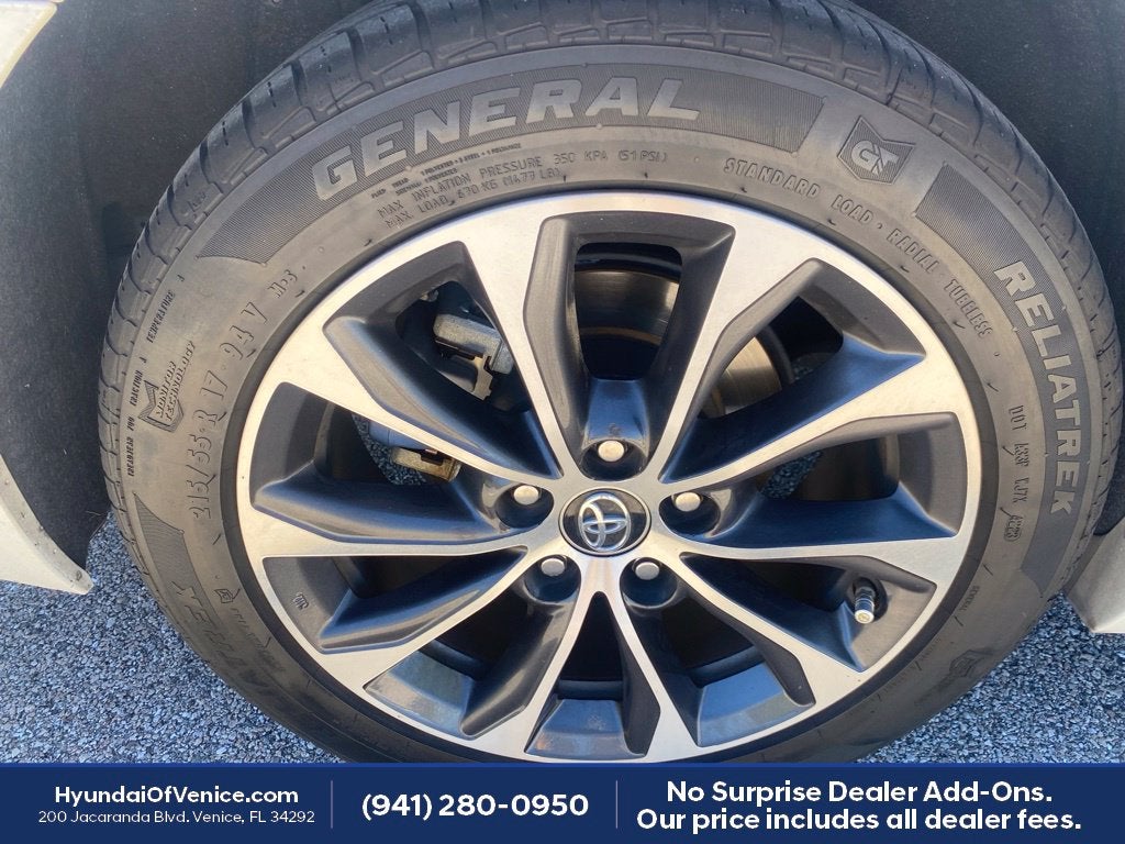 2018 Toyota Avalon Hybrid XLE Premium