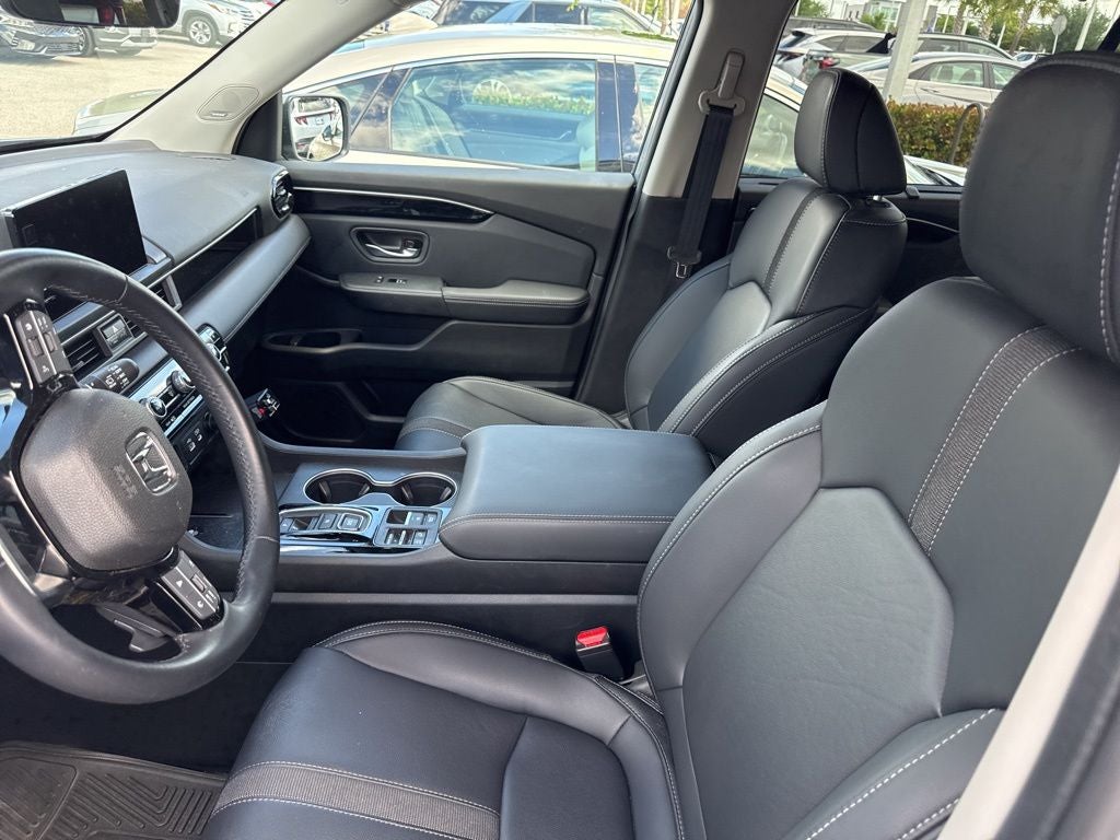 2025 Honda Pilot Touring