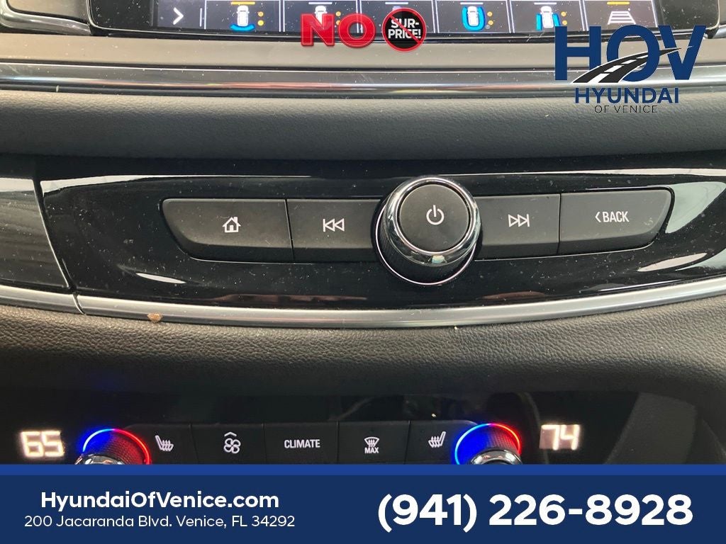 2021 Buick Enclave Essence
