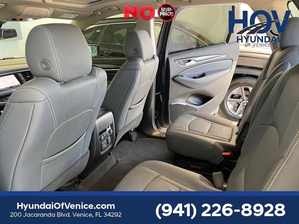2021 Buick Enclave Essence