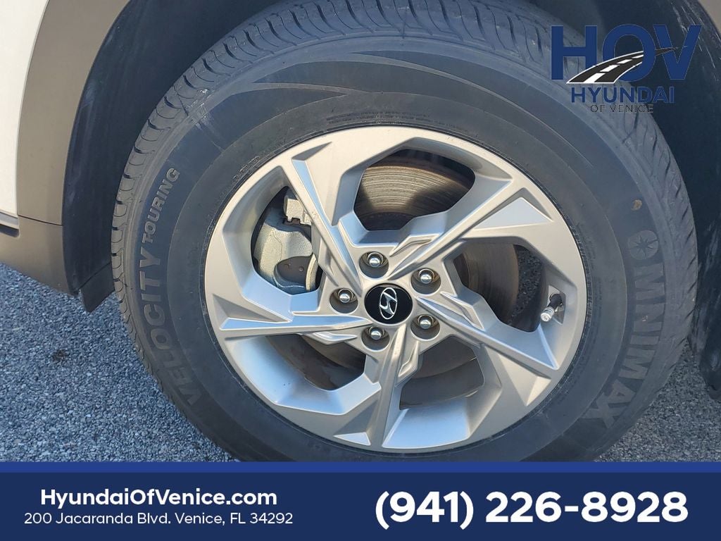 2023 Hyundai TUCSON SE