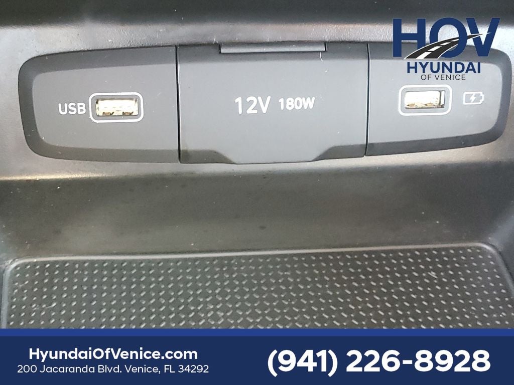 2023 Hyundai TUCSON SE