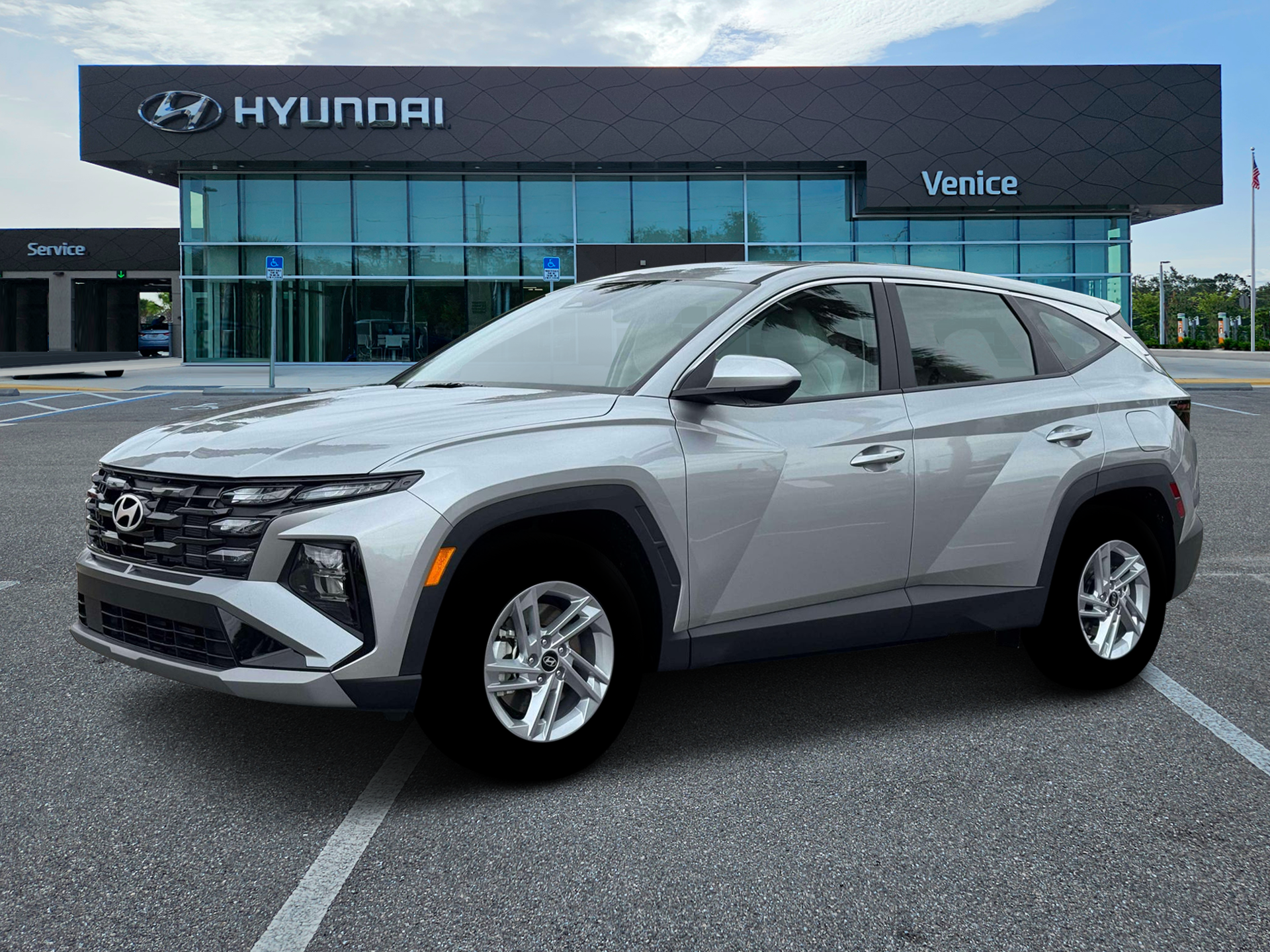 2026 Hyundai TUCSON SE FWD