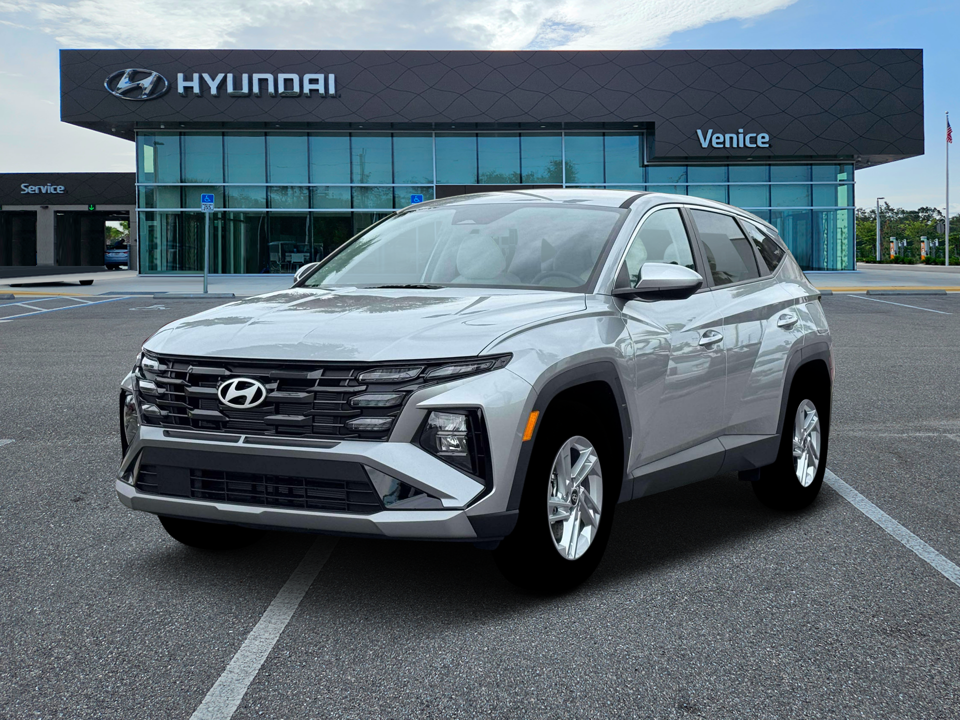 2026 Hyundai TUCSON SE FWD