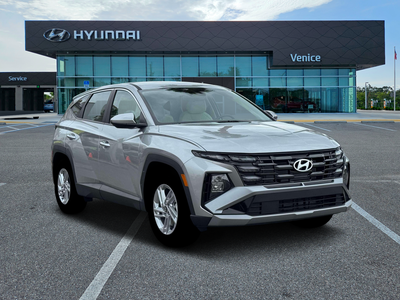 2026 Hyundai TUCSON SE FWD