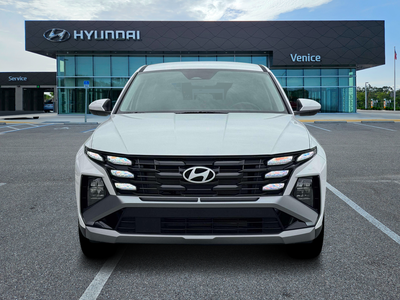 2026 Hyundai TUCSON SE FWD