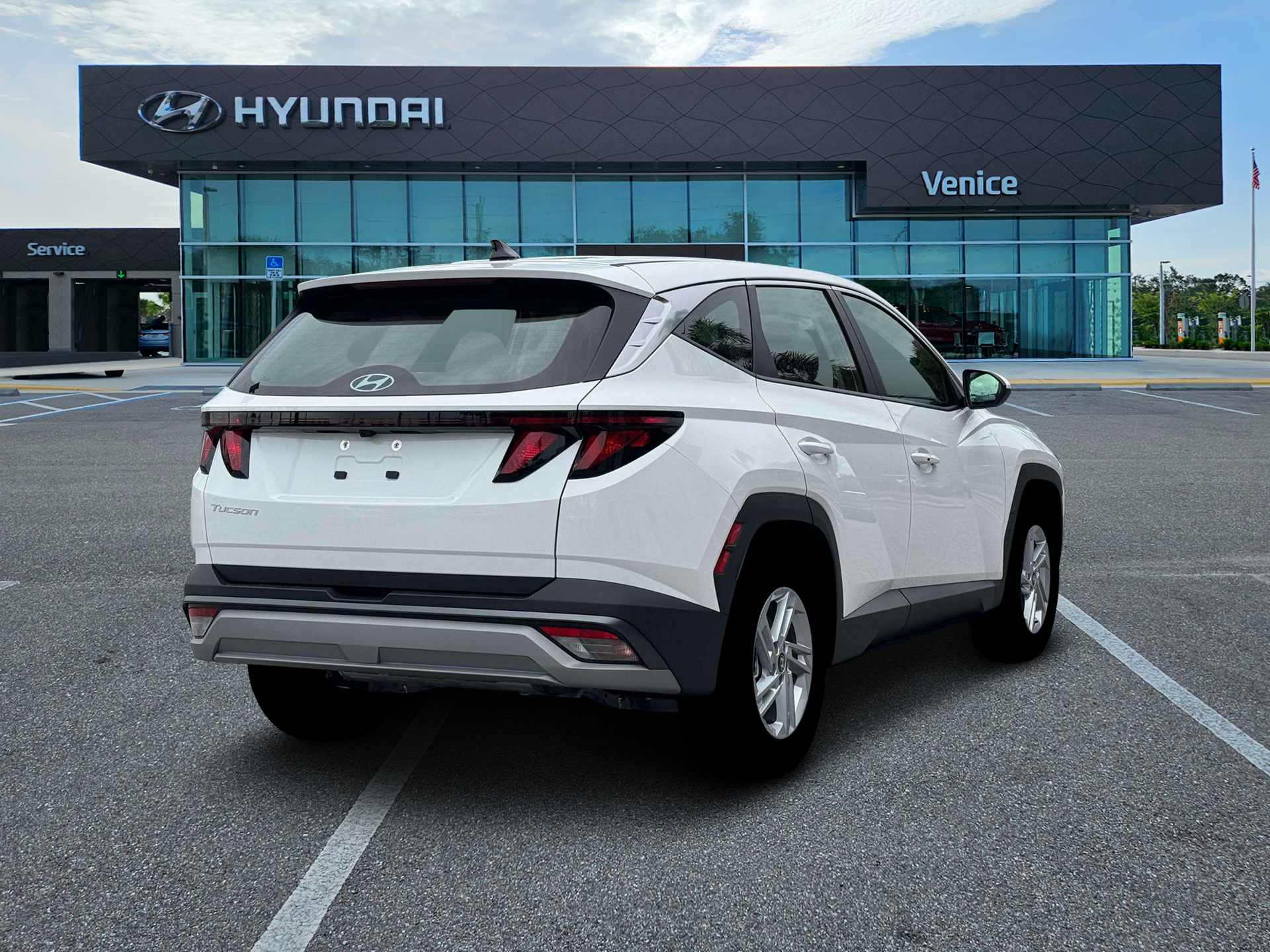 2026 Hyundai TUCSON SE FWD