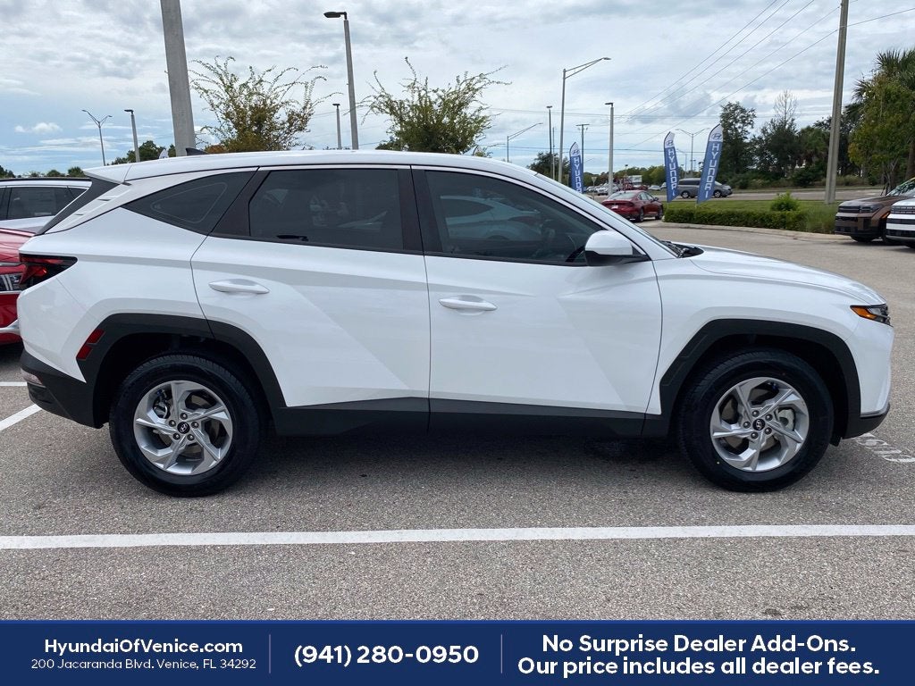 2024 Hyundai TUCSON SE
