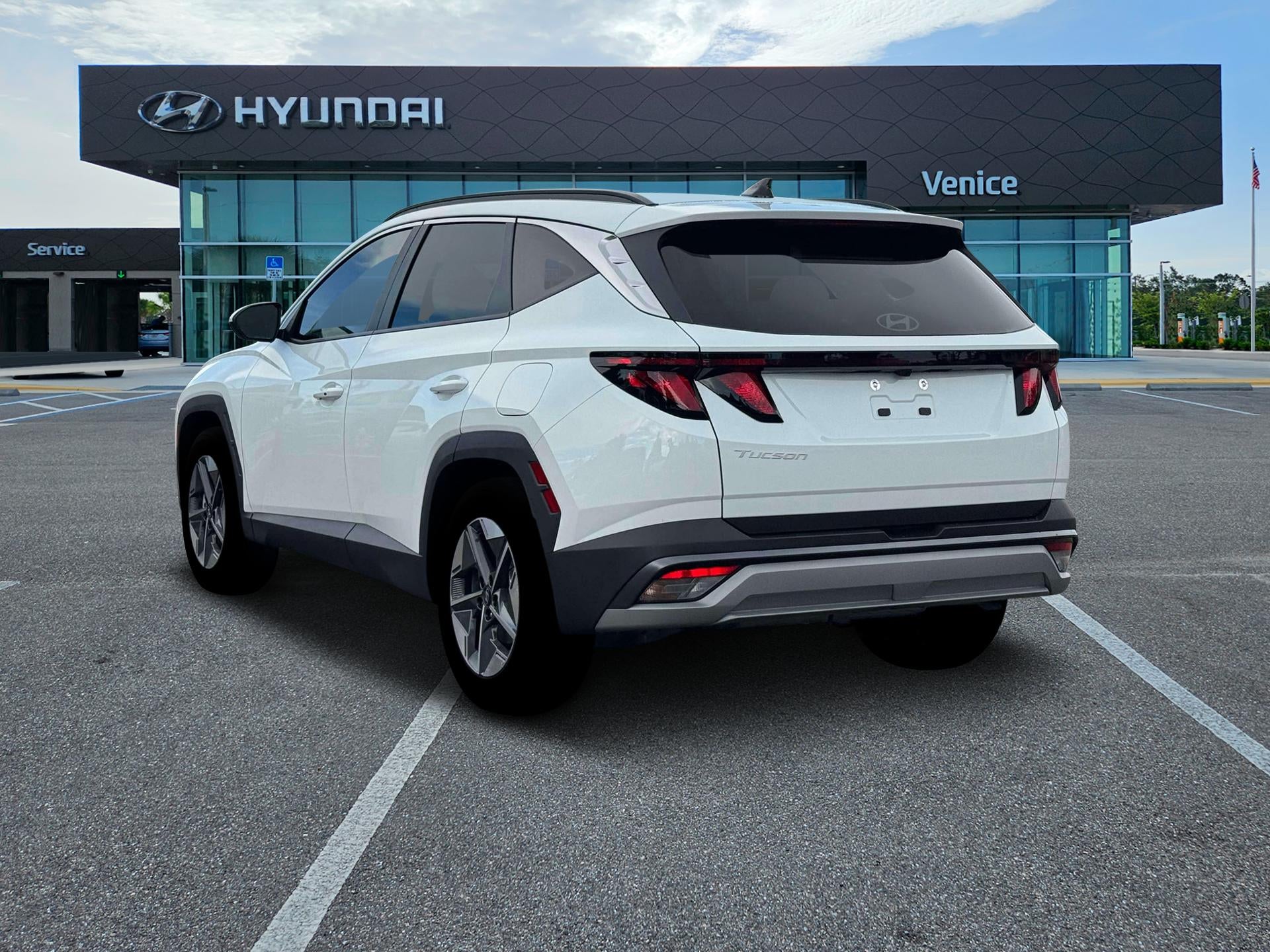 2026 Hyundai TUCSON SEL FWD