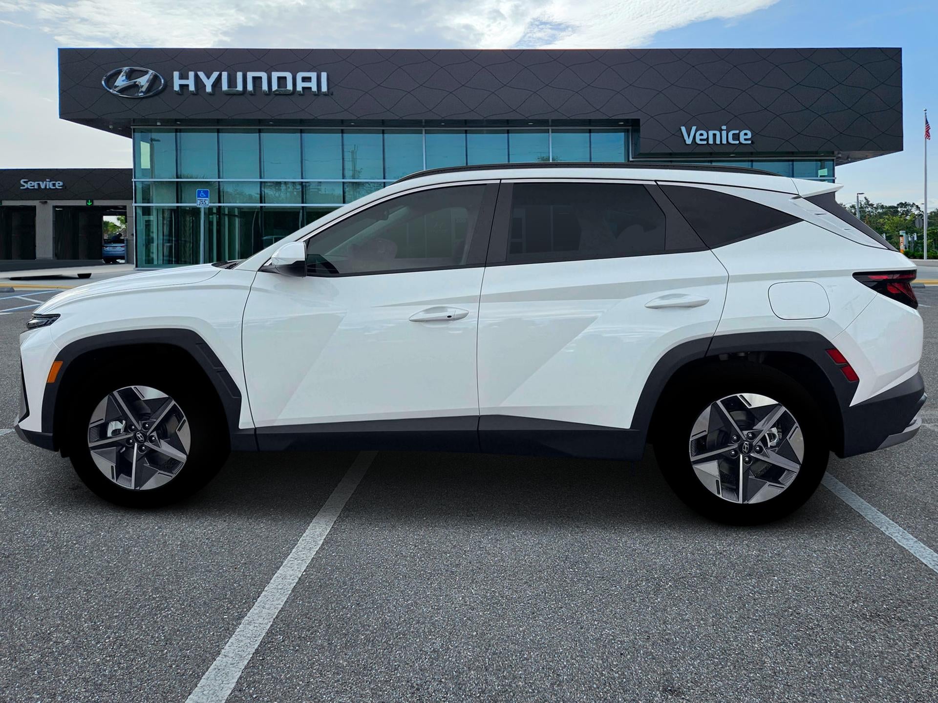 2026 Hyundai TUCSON SEL FWD