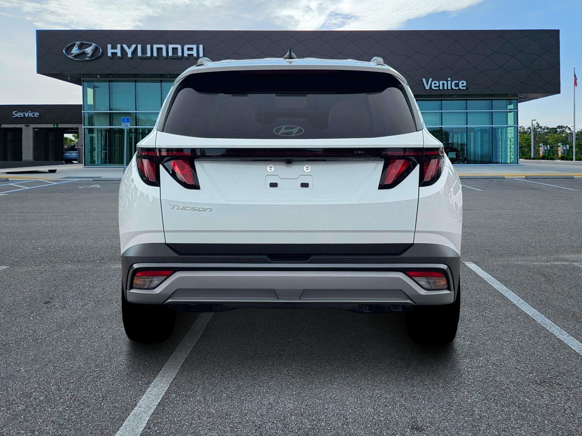 2026 Hyundai TUCSON SEL FWD