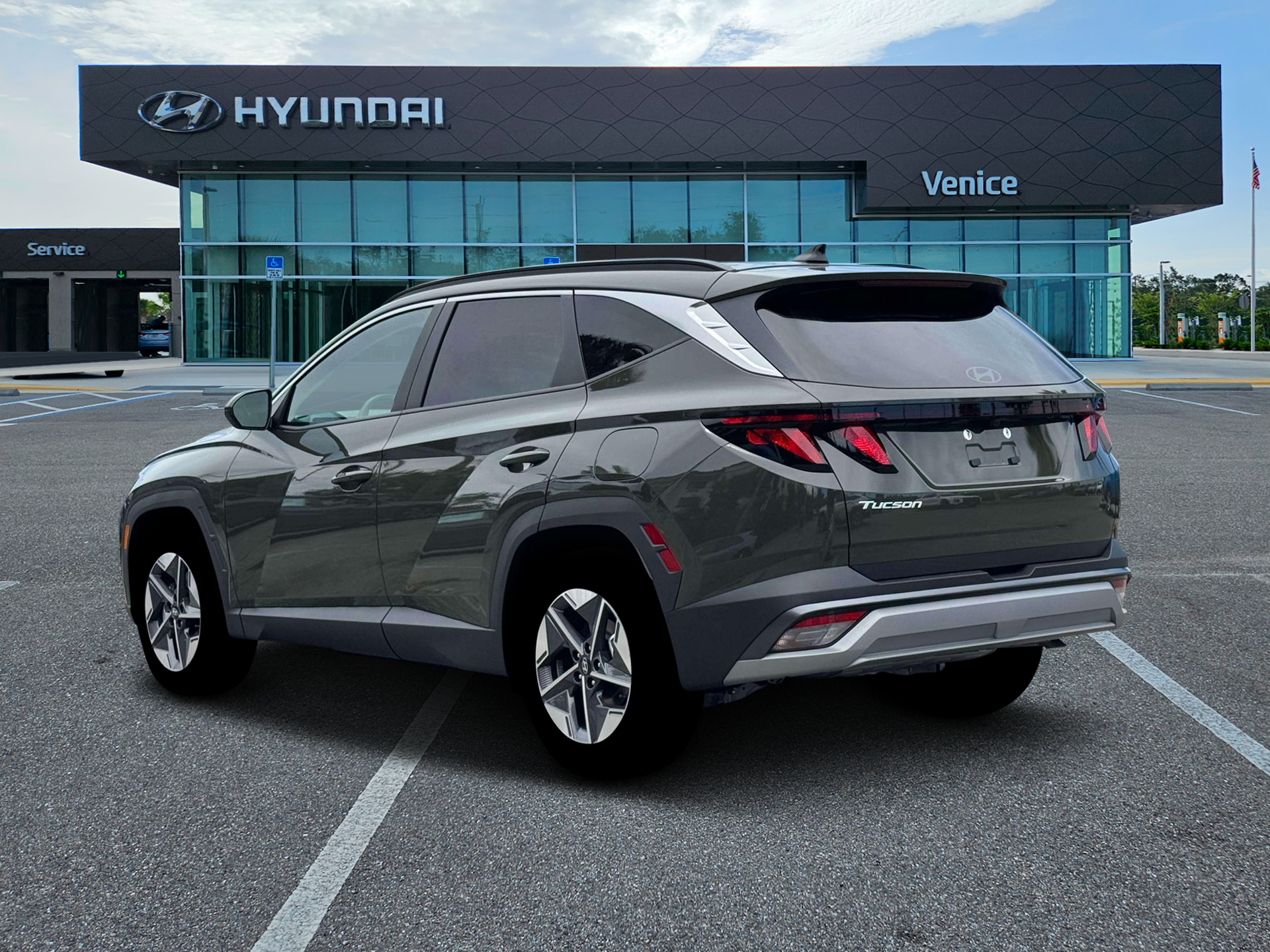 2026 Hyundai TUCSON SEL FWD