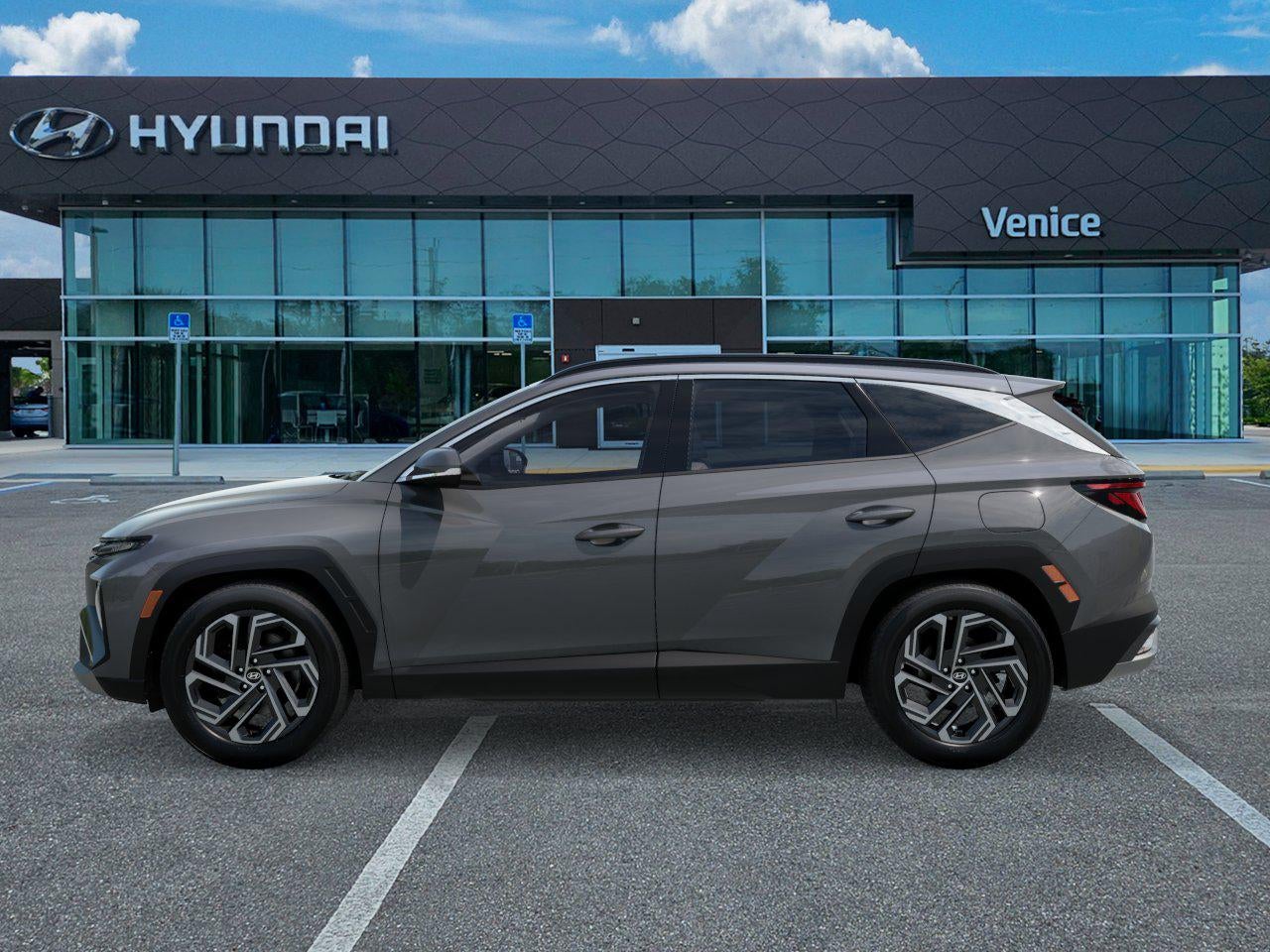 2026 Hyundai TUCSON SEL Plus FWD