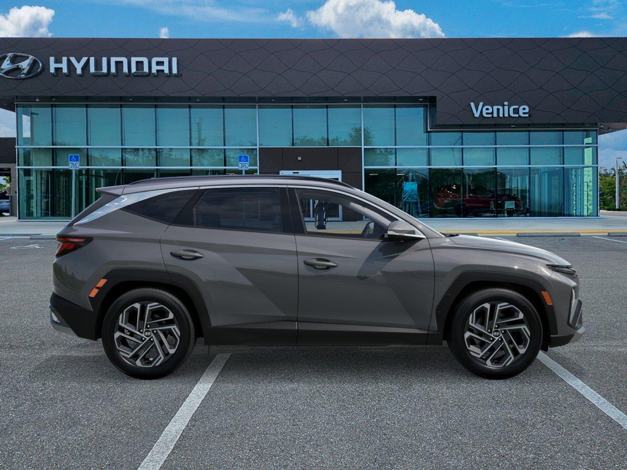2026 Hyundai TUCSON SEL Plus FWD
