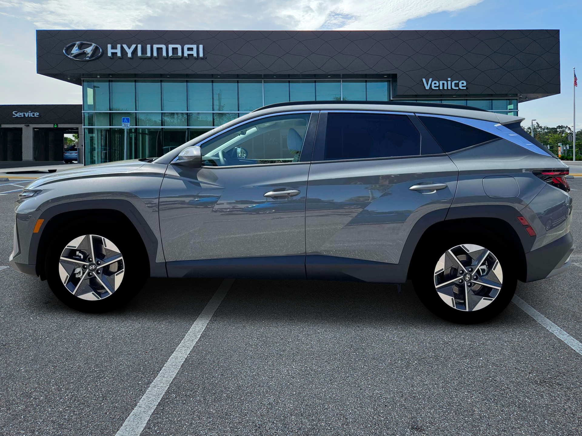 2026 Hyundai TUCSON SEL FWD