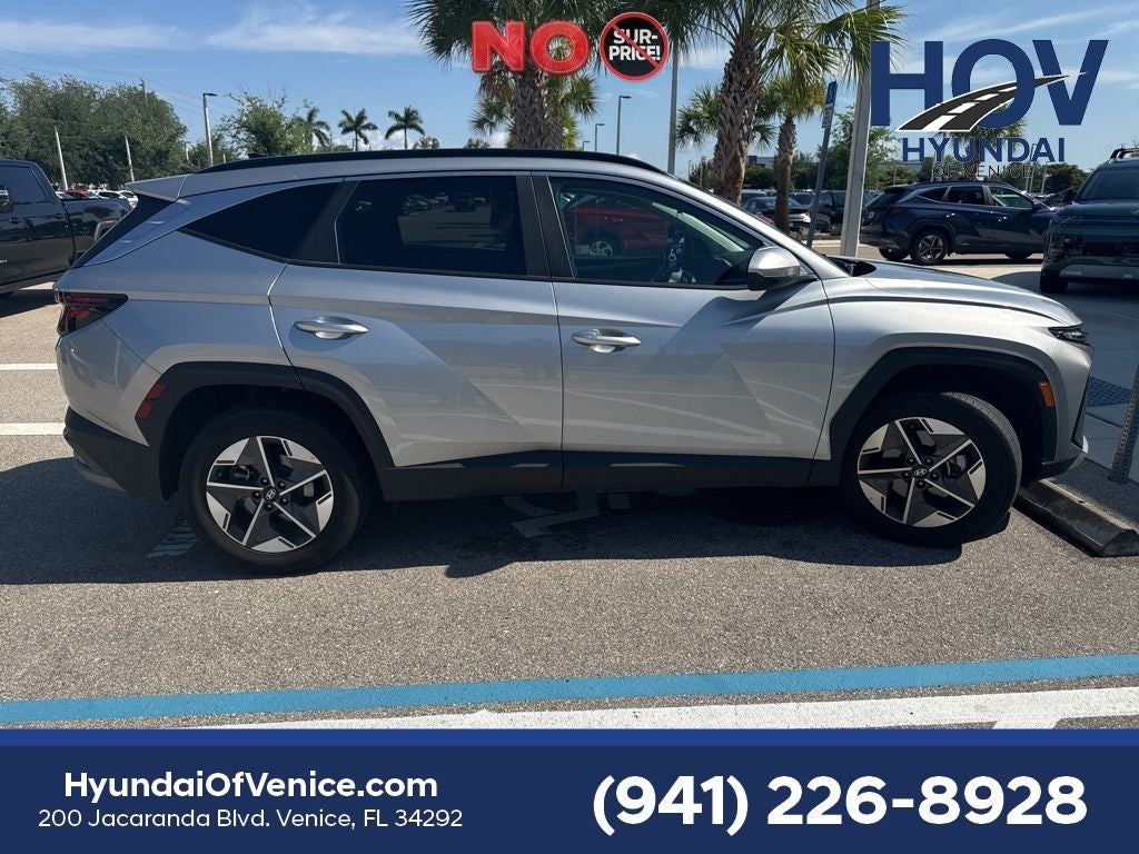 2025 Hyundai TUCSON SEL