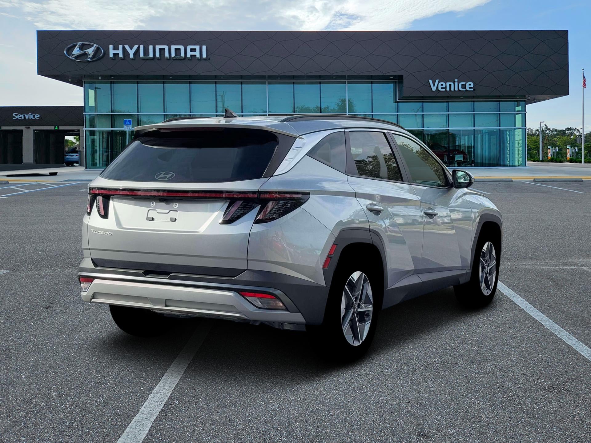 2026 Hyundai TUCSON SEL Premium FWD