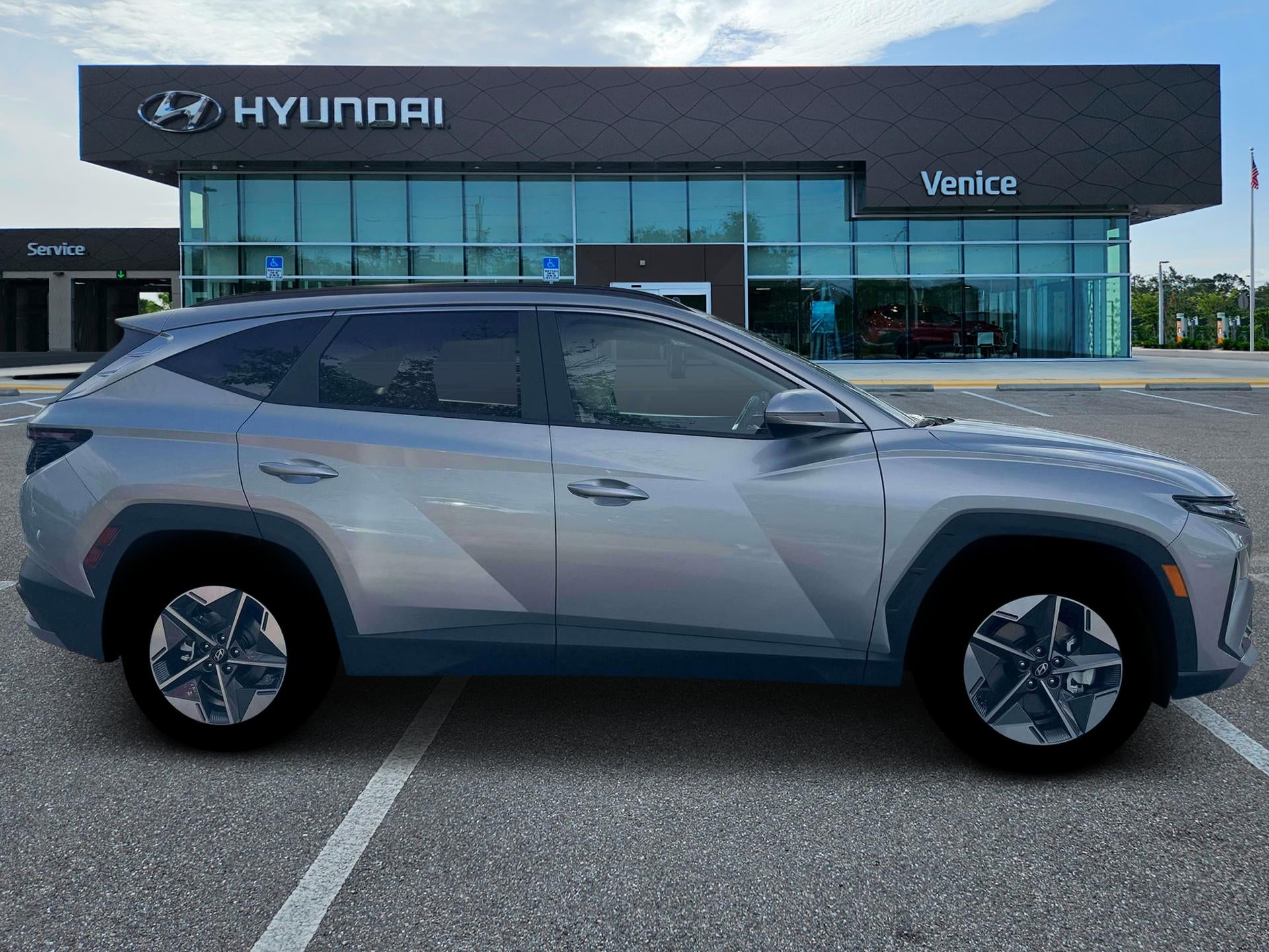 2026 Hyundai TUCSON SEL Premium FWD