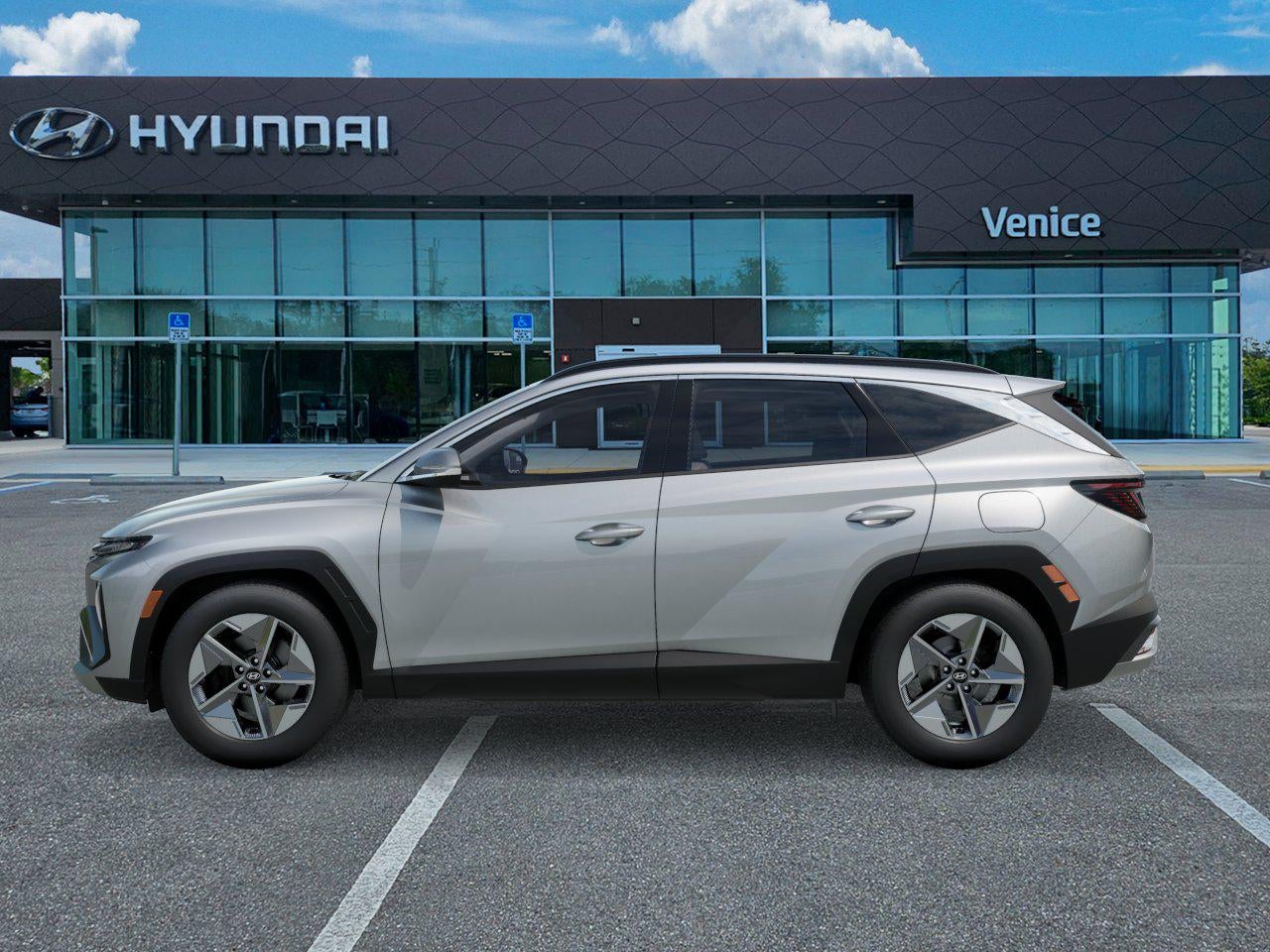 2026 Hyundai TUCSON SEL Premium FWD