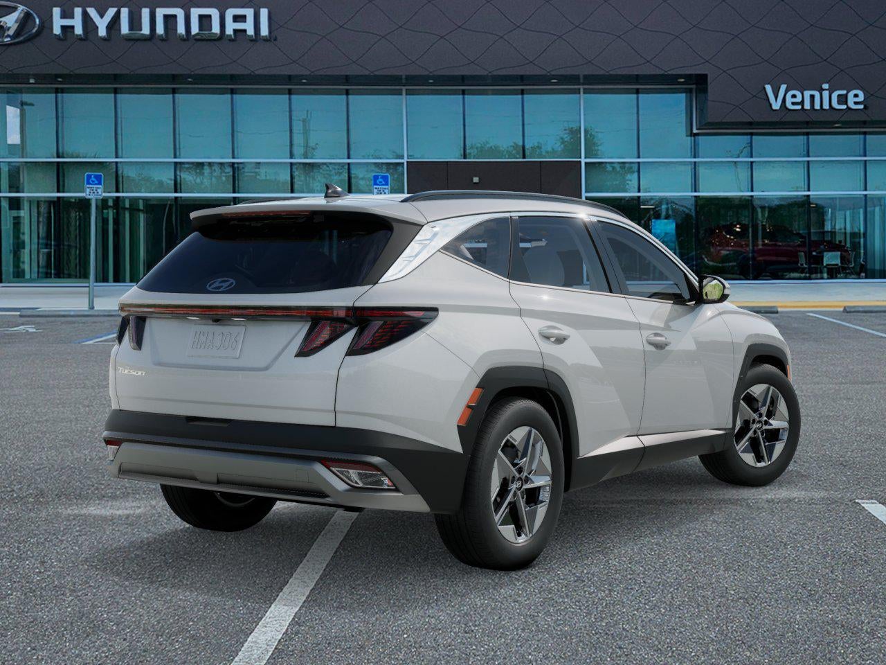 2026 Hyundai TUCSON SEL Premium FWD