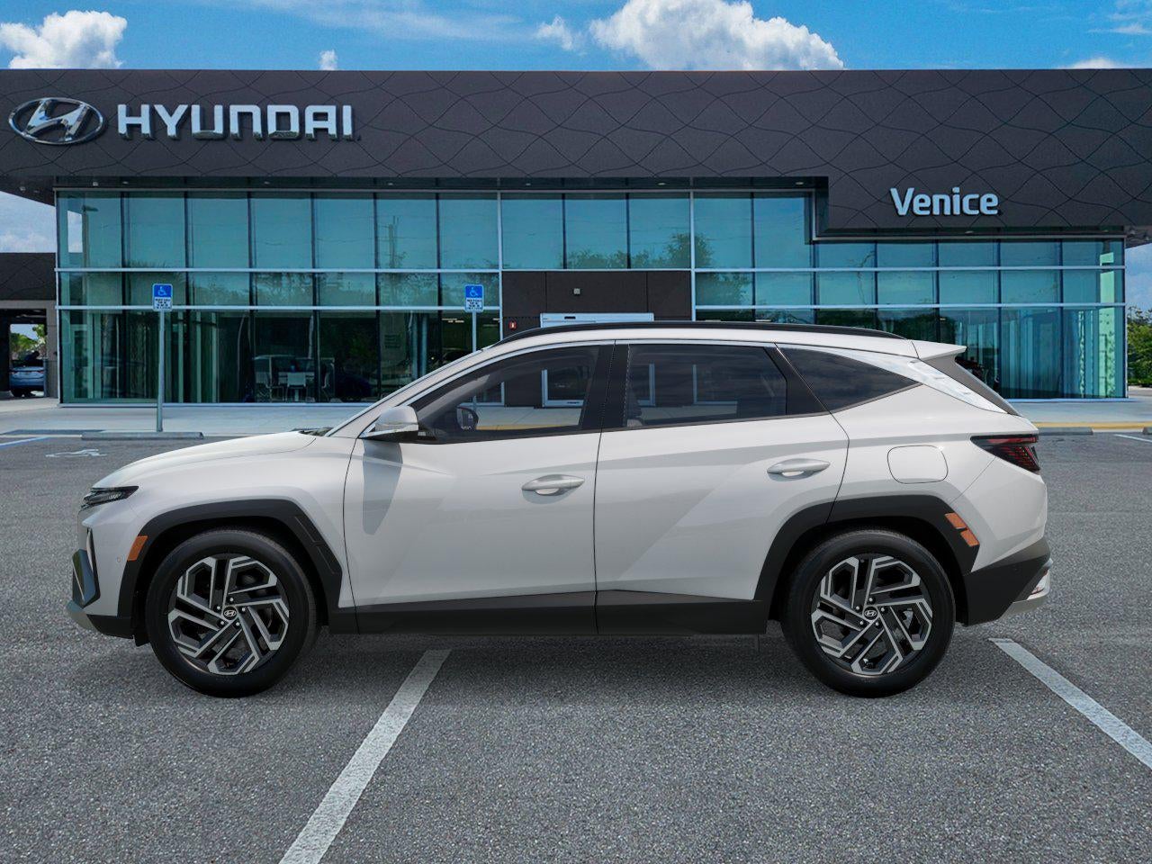 2026 Hyundai TUCSON Limited FWD