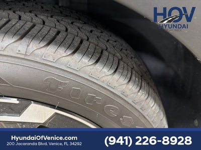 2024 Hyundai SANTA FE SE