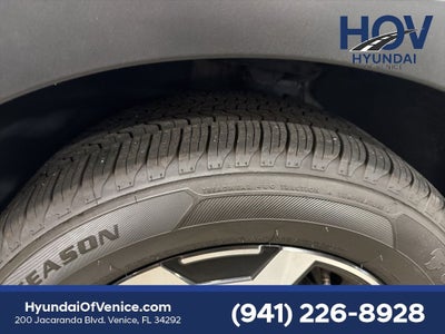 2024 Hyundai SANTA FE SE