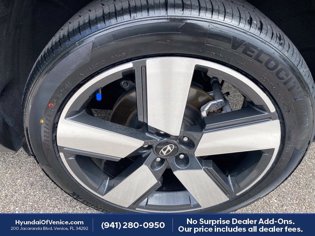 2025 Hyundai SANTA FE Limited