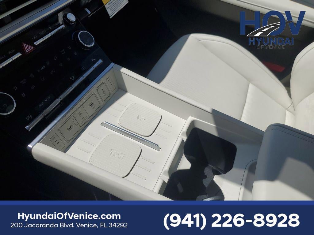 2025 Hyundai SANTA FE HYBRID Calligraphy