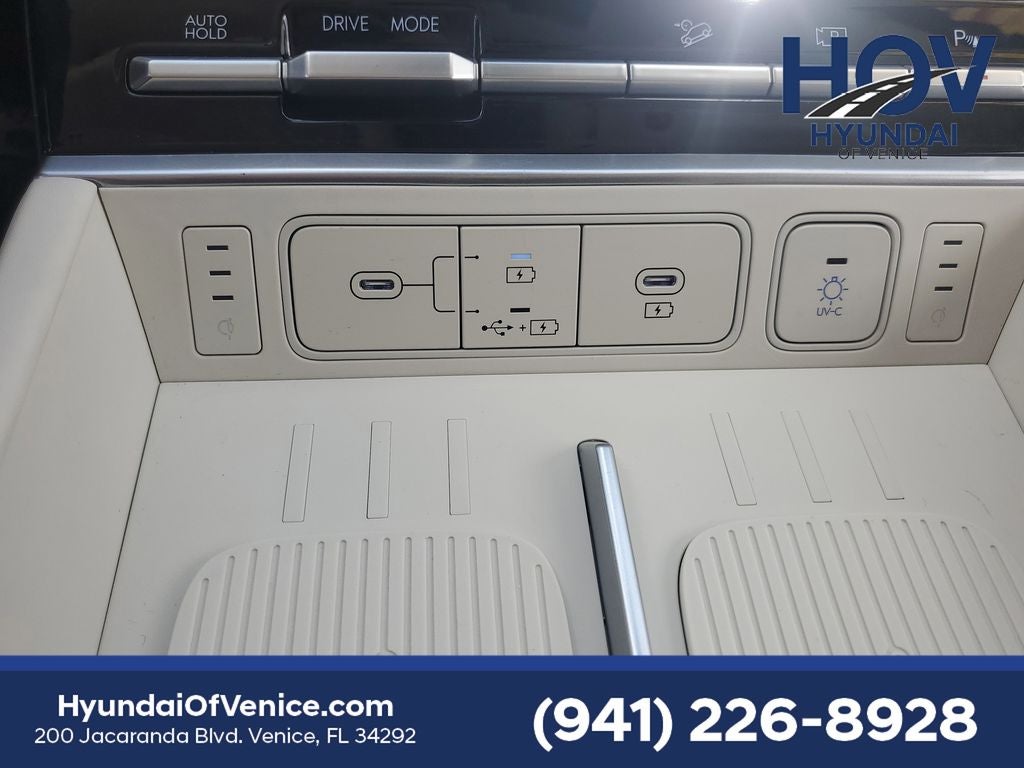 2025 Hyundai SANTA FE HYBRID Calligraphy