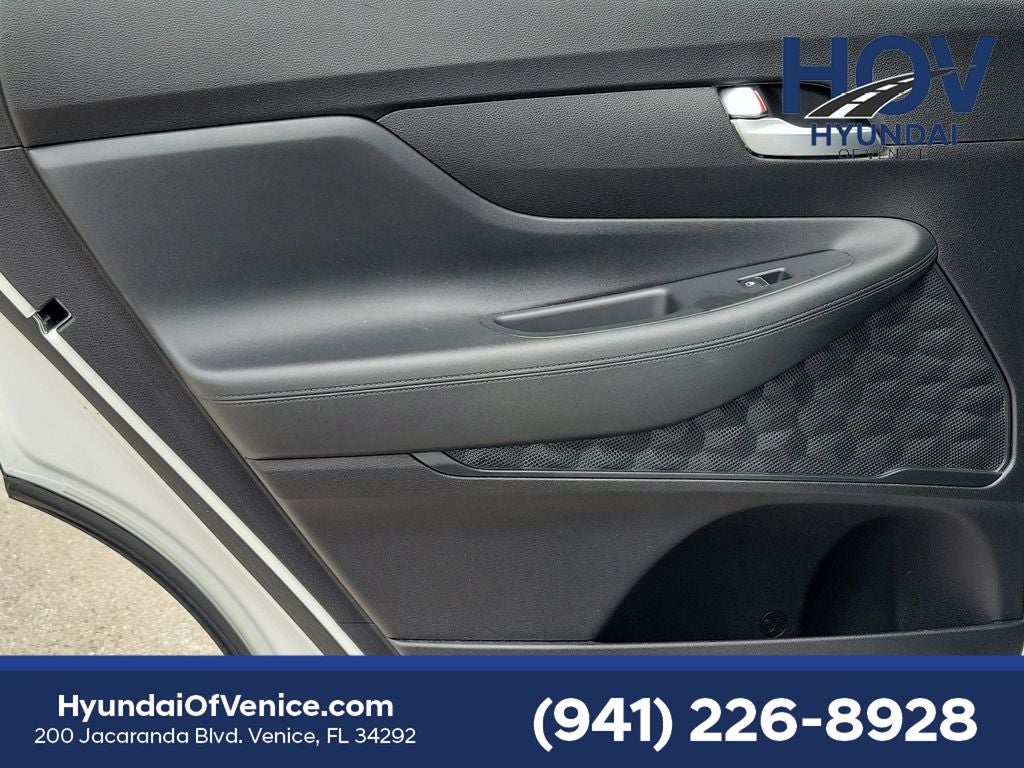 2023 Hyundai SANTA FE SE