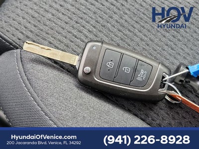 2023 Hyundai SANTA FE SE