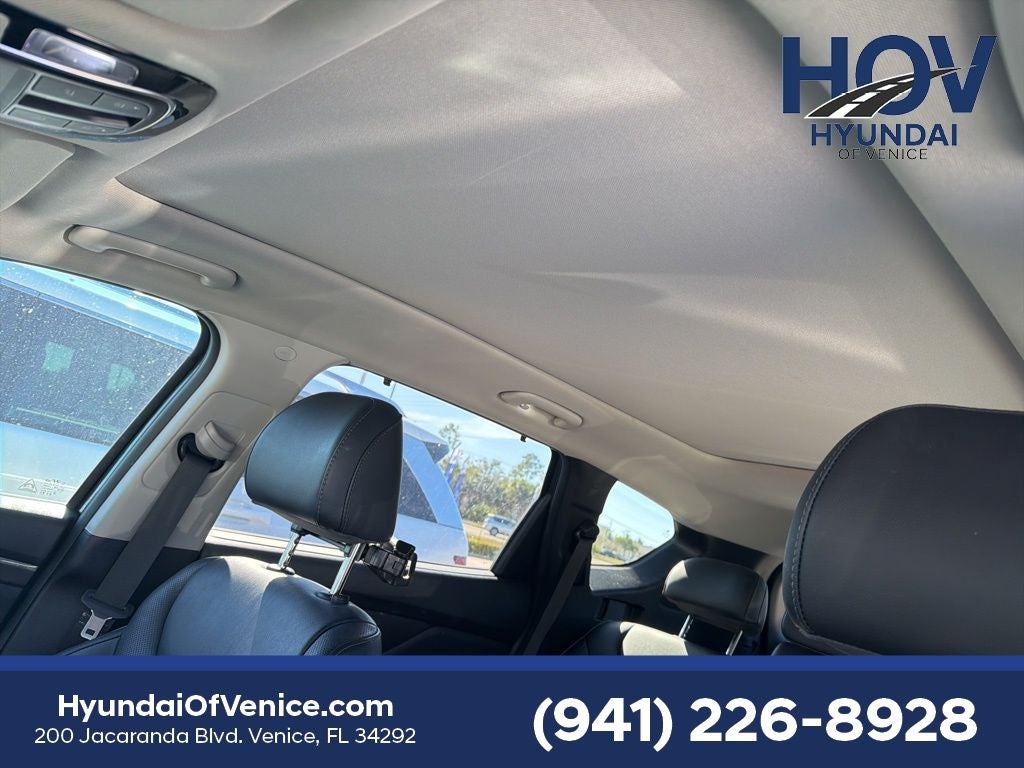 2022 Hyundai SANTA FE SEL Premium