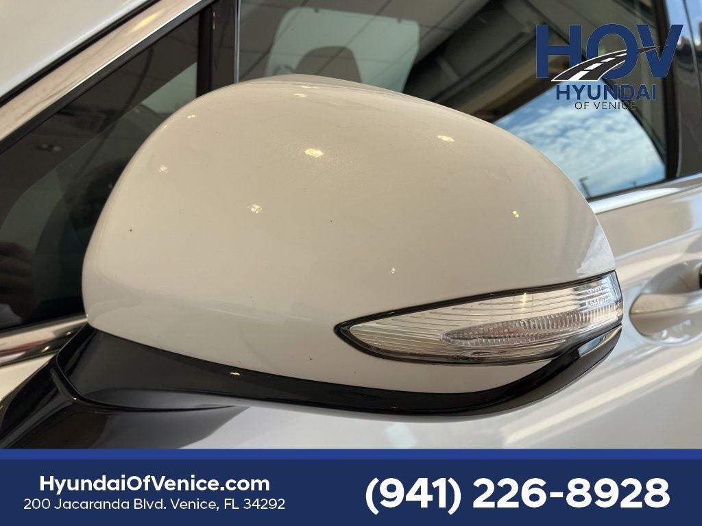 2021 Hyundai SANTA FE SEL Convenience + Premium Package