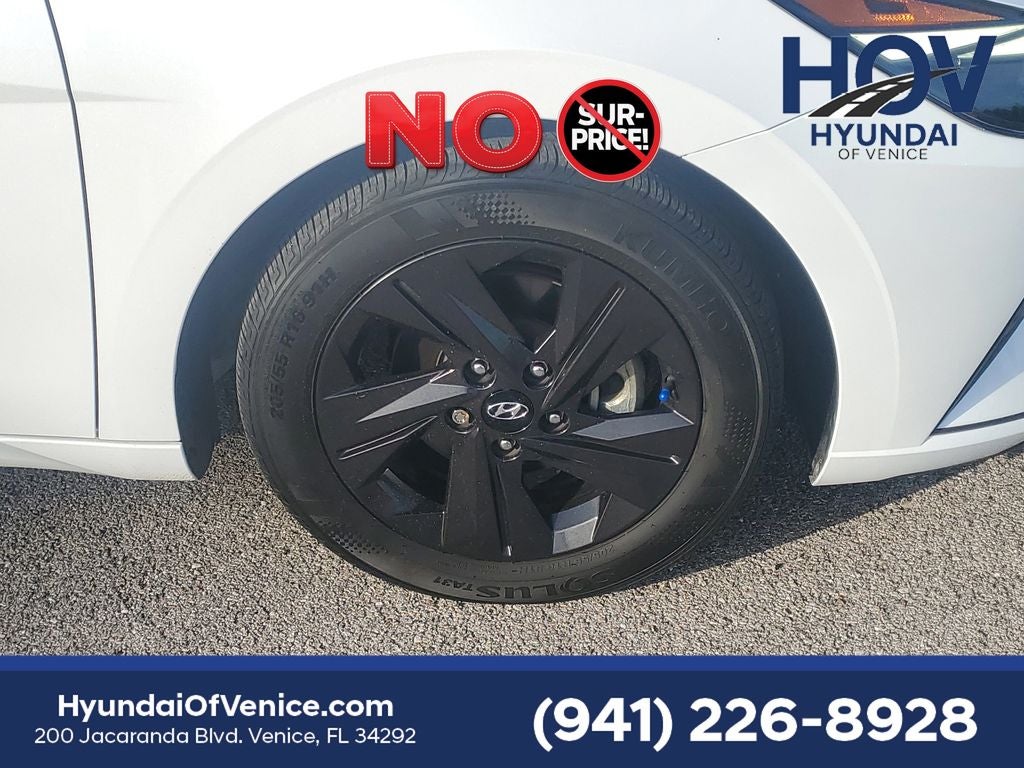 2022 Hyundai ELANTRA SEL