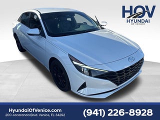 2022 Hyundai ELANTRA SEL