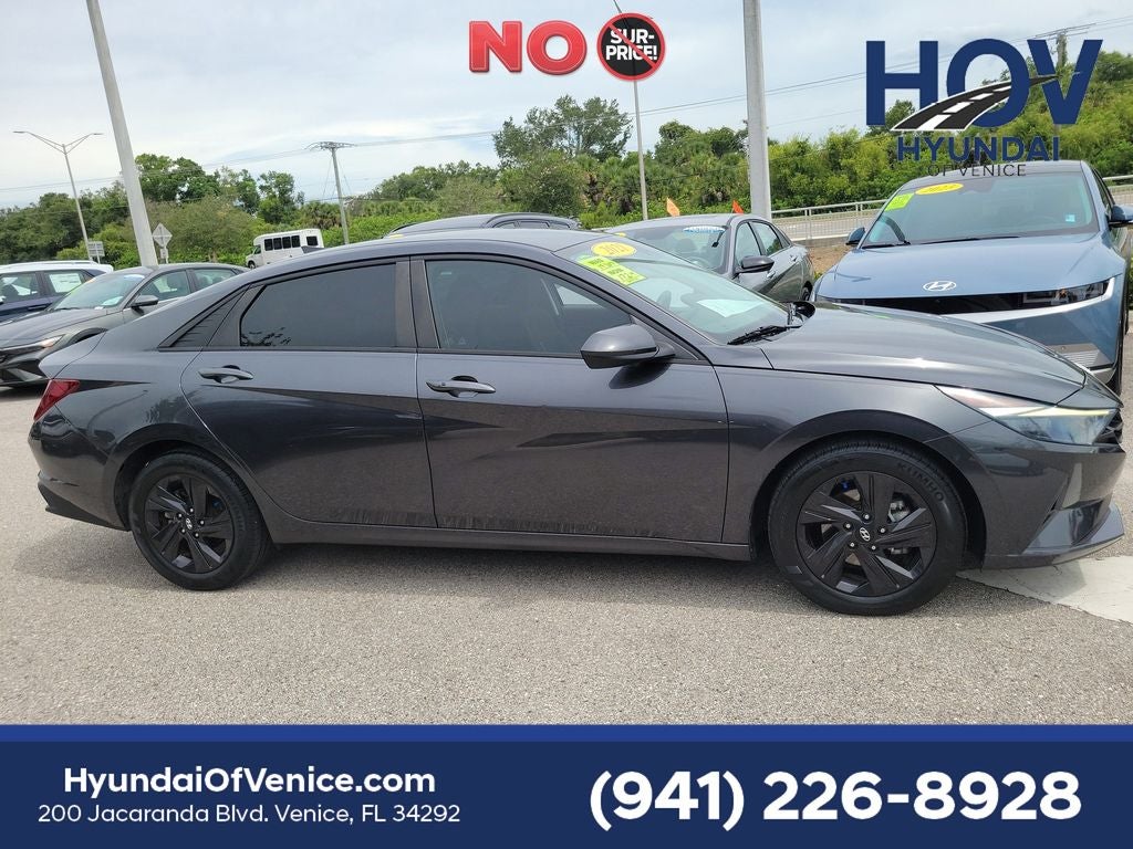 2021 Hyundai ELANTRA SEL